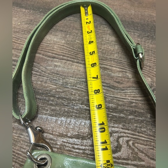 Christopher Kon NWOT Sleek Green Shoulder Bag with Glossy Finish - Picture 10 of 13